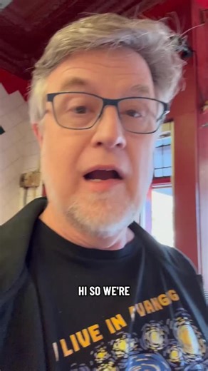 Hanging in @thevincentmartella ‘s childhood stomping grounds! #Doofenshmirtz #PhineasAndFerb #CaptainTony’s #Pizza #Disney | Dan Povenmire