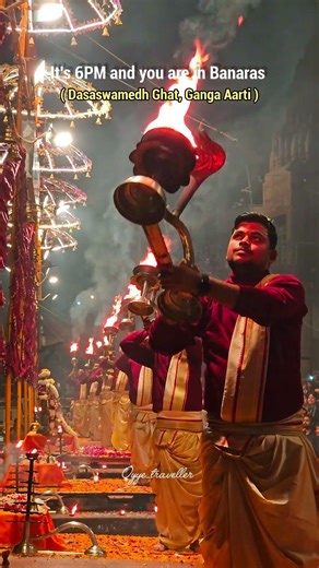 Gangs Aarti, Banaras 😍✨.Ganga aarti, banaras, gangaghat, assighat, kashi,