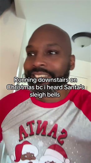 Santa’s strongest helper #comedy #bleach #bleachanime #tybw #tybwanime #kenpachi #ichigo