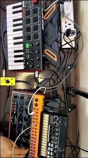 HEAD Acid Hard Techno 23 #acidtechno #techno #909 #electronicmusic #abletonlive