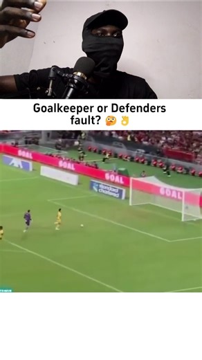 Goalkeeper or Defenders fault 🤔👌