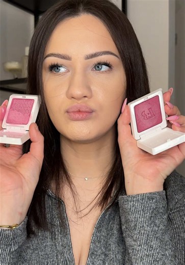 Przegląd Suede Powder Blush od @Fenty Beauty. Masełkowe i mega napigmentowane 🎀 #fenty #makijaz #roz #testkosmetykow #polska