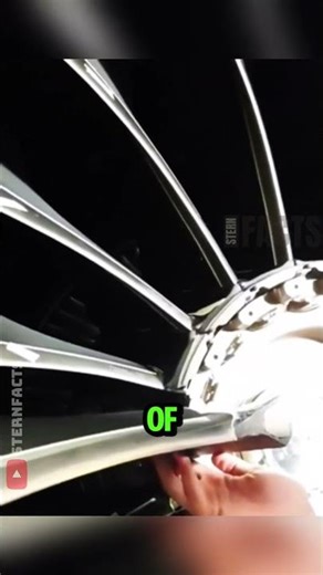 Why Jet Engine Blades Look Loose