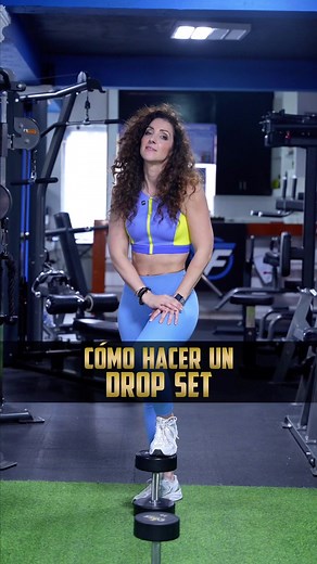 🔥 Desafía tus límites con el Drop Set🔥en el GYM ¿Quieres llevar tu entrenamiento al siguiente nivel? 💪 El Drop Set es una técnica de entrenamiento avanzada que te ayuda a maximizar la fatiga muscular y promover un mayor crecimiento. Aquí te explico cómo hacerlo: 1️⃣ Elige tu ejercicio:Puede ser con pesas, máquinas o cables. 2️⃣ Haz una serie hasta el fallo muscular:Usa un peso que te permita hacer 8-12 repeticiones. 3️⃣ Reduce el peso un 20-30%: Sin descanso, reduce el peso y haz tantas repet