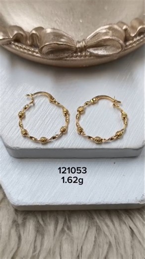 Shop Alice Gold Jewelry on Instagram: "Available 🥰 All Open for 3-12 months layaway 0% interest 👌 Other rings & earrings posted at 👉Shop.AliceGold Necklaces & bracelets posted at 👉Bijoux.By.Luxe Brand inspired 👉LuxeForLessExclusive How to order: Viber us based on your initials: Initials A-C ( 0981 7370359) Initials D-G ( 0963 8916823) Initials H-L (0981 7252296) Initials M-Q (0956 0344399) Initials R-Z ( 0920 5307926) For reselling (0927 7763310) Or pm us on FB: Luxe For Less Jewelry 🥰"