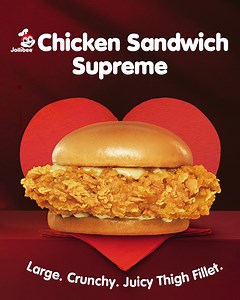 26K reactions · 3.1K shares | Jollibee Chicken Sandwich Supreme packed with a lot to love with its Large, Crunchy, & Juicy Thigh Fillet. Order your favorites via:  bit.ly/JollibeePHApp  JollibeeDelivery.com ☎️ #87000  Dine-in or Take Out  Drive-Thru ️ GrabFood or Foodpanda | Jollibee | Facebook