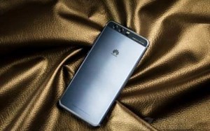 「橙子科技生活馆」评测【华为P10 plus】华为P10 plus降价超过1700，麒麟960+徕卡+6G，网友：可以入手了