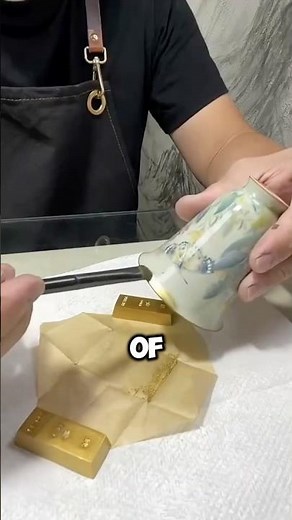 Kintsugi: The Mind blowing Art of Repairing Cracks with Gold🤯🤯