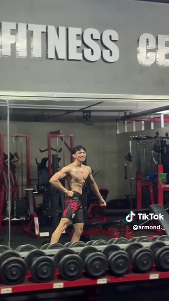 Mastering Natty Men's Physique Training in 4 Weeks