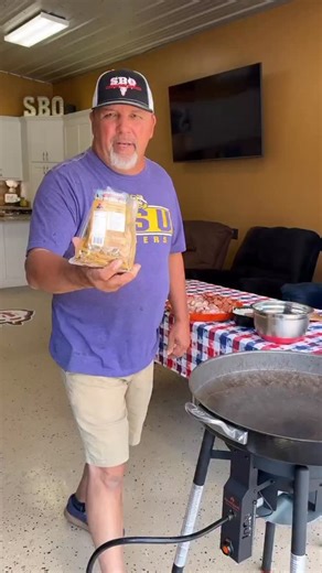 Kinion from @southernboyzoutdoors1 makes his famous pastalaya in the LoCo Disco. This cooker is so versatile and it’s BIG so you can easily feed a crowd. Order yours from The Home Depot today and tag us in the delicious meals you make! | LoCo