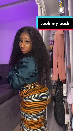 Okay look my back. DUET THIS GUYS!! 😁😂 #e4ma #babi