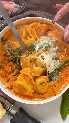 Creamy Spicy Tortellini Pasta 🍝🔥 | Ultra Cheesy & Easy Dinner Recipe