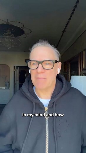 A humble drummer. We talked to Bryan Adams about playing the drums on his new album, Roll with the Punches. Get more from our interview with Bryan Adams here: https://www.seekyoursounds.com/playlists/bryan-adams-interview-2 #BryanAdams #RollWithThePunches | K-Rock 105.7