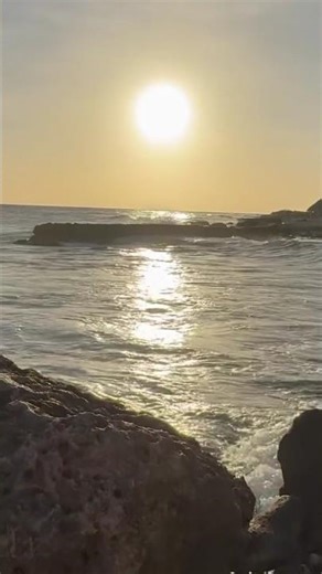 Beach Waves Crashing on Rocks During Golden Hour | Amazing Ocean Sunset for Relaxation