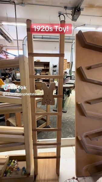 Explore Vintage 1920s Toys: A Blast from the Past!