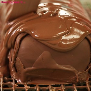 144K views · 2.1K reactions | Satisfying TWIX Chocolate Bar Mega Cake襤 | How To Cake It | Facebook