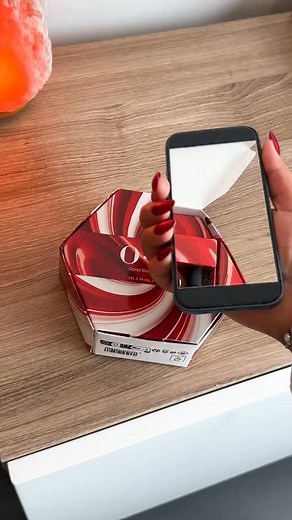 Mini Treats Holiday ’25 by OPI ✨ Sumale un toque festivo a tus uñas con el Mini Pack Holiday ’25, una selección de 4 tonos dulces y brillantes inspirados en la magia de la temporada. Chiquitos en tamaño, enormes en impacto — perfectos para regalar o para darte ese mimo que tu mani se merece.  ¿Lista para darte un gusto?  | OPI Argentina | Facebook