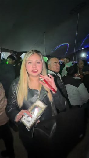 ¿Te atreverías a participar en nuestras dinámicas? ¡Estamos en los bailes de la zona listos para más premios! Sigue a nuestra amiga @Jess 💗🪶 para que no te pierdas las próximas dinámicas y saber dónde estaremos. ¡Búscanos en los bailes! #DinamicaTikTok #Reto #Premios