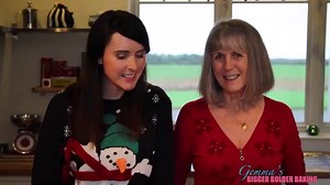 5-Ingredient Apple Crumble Recipe - Gemma’s Bigger Bolder Baking