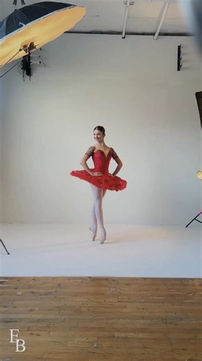 Our trainee students are busy preparing to send their audition materials to companies worldwide — and we brought in NYC dance photographer Jeremy Kyle for an exclusive photoshoot to help them get their best shots! Music Credit: https://www.bluetreeaudio.com | Ellison Ballet