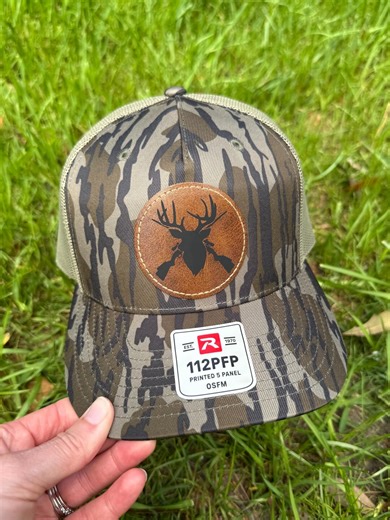 Bottomland Camo Richardson Hat | Deer Hunting Hat | Trucker Hat | Leather Patch | Gift | Outdoor Wear | Mossy Oak Camo | Whitetail Deer - Etsy