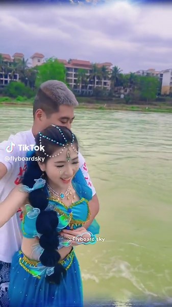 Fly Girls.. #foryou #fyp #fly #flyboarding #flyingintheair #girls #flyboard