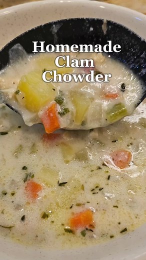Delicious Bar Harbor Clam Chowder Recipe