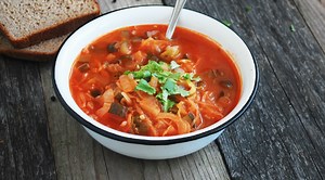 A Soup Diet Can Jump-Start Your Weight Loss — If You Do It Right