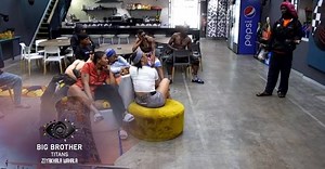 Day 13: The first food shop – BBTitans