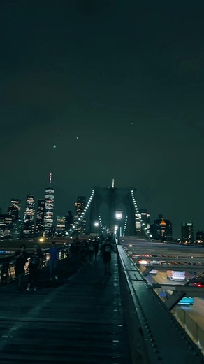 Exploring New York City at Night: Brooklyn Bridge and More!