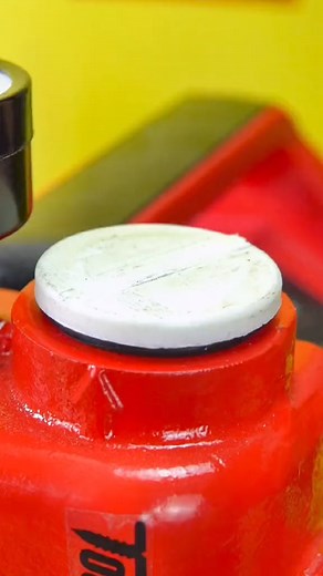 7.8K views · 34 reactions | How to remove the stuck lid #lifehacks #workhacks #repairtips #howto #toolstour #diytools | Mark Simmons | Facebook