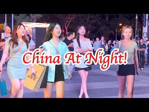 [4K] Exploring the Vibe of Beijing's Night Streets in 2025 🌺