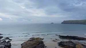 2K views · 81 reactions | Pretty flat morning at Polzeath, with a gentle onshore  definitely time to get those SUP’s out  low tide: 10.56 am | high tide: 4.57 pm | Ann's Cottage Surf Shops | Facebook