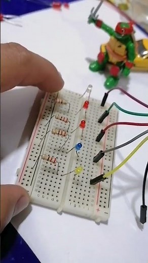 arduino UNO programar led una tarea muy fácil