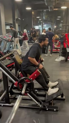 #bend over row in machine #form@howto perform #