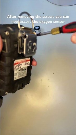 Replacing a MSA Altair 4 oxygen sensor in under one minute! #gasdetection #repair #tutorial