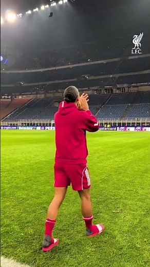 Skipper and the travelling Kop 👏🔊