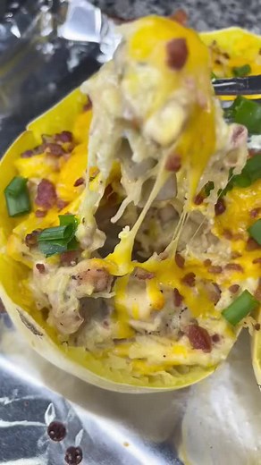 389K views · 9.9K reactions | Chicken bacon ranch spaghetti squash #keto #lowcarb #ranch #spaghettisquash #quickmeals #easyrecipes | Brooke Brown | Facebook