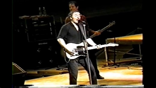 7.7K views · 476 reactions | "Stand On It" Canción que pertenece al concierto del 15 de Julio de 1999 en el Continental Airlines Arena de East Rutherford en New Jersey,descarga oficial de los Archivos de Springsteen de las Navidades 2023.Video editado con el audio oficial de la descarga. | Springsteen & Rock Music | Facebook