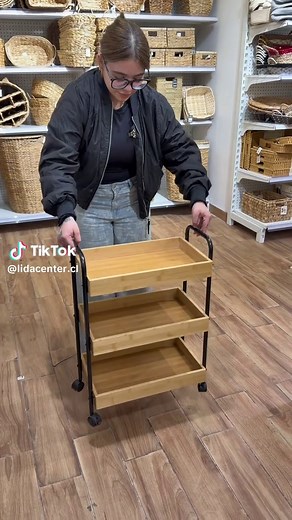 Estantes prácticos y modernos para organizar y decorar tu hogar