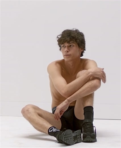 Watch Calvin Klein Men's Micro Stretch Boxer Brief on Amazon Live