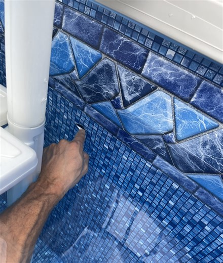 If you’re trying to find a pool leak, never skip this area. Steps, ladders, and entry systems flex and move more than any other parts of the pool—and that makes them some of the most common leak locations. Before you tear up your yard or chase liner holes, always inspect these areas first. 👉 This is part of my How to Find a Pool Leak series. Full step-by-step video is linked in the comments. #PoolTips #PoolLeaks #AboveGroundPool #PoolMaintenance #PoolOwner #HomeownerTips #VinylLiner | Kyle Craw