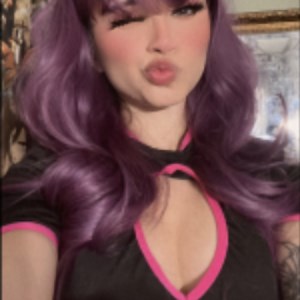 NikkiNorwalk - Twitch