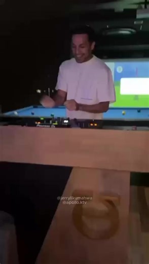 seru seruan bareng di Apollo KTV dengan Room Zeus yang punya fasilitas super Lengkap, Mulai dari Golf Simulator sampai Private Billiard✨🎙️ #ApolloKTV #BestPrivateOasis #LimitlessPrivateFun