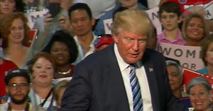 Donald Trump destroys his teleprompter