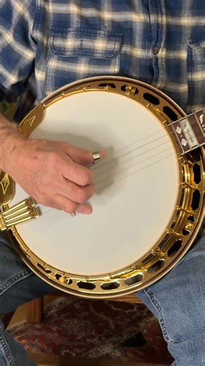 82K views · 1.8K reactions | 2025 Huber VRB-G Truetone. Listen to this.  Wide neck | Radiused fingerboard | Pre-war Granada tone $6,885  404-218-8580  BanjoWarehouse.com #HuberBanjo #VRBGTruetone #GranadaBanjo #BluegrassBanjo #BanjoForSale #BanjoWarehouse #YellowSpringsOhio | Banjo Warehouse | Facebook