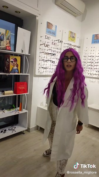 Exploring Optical Fashion: Purple Hair and Chic Styles