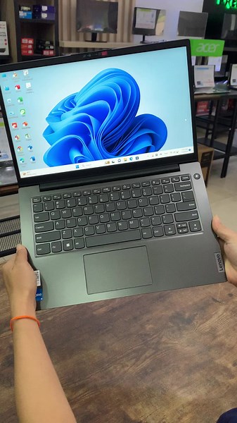 ລີວິວ Lenovo V14 G4 ສໍາລັບຄອມພິວເທີ