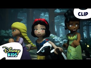 Disney Princesses Get Chased By Wolves 😨🐺 | LEGO Disney Princess: The Castle Quest | ‪@disneykids‬