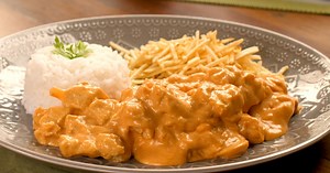 Strogonoff de frango - TudoGostoso